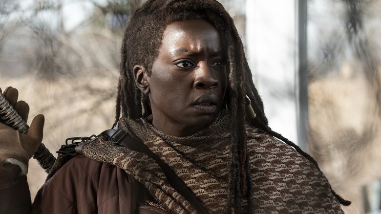 Michonne outside