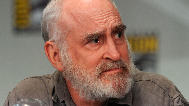 Jeffrey DeMunn turns his head