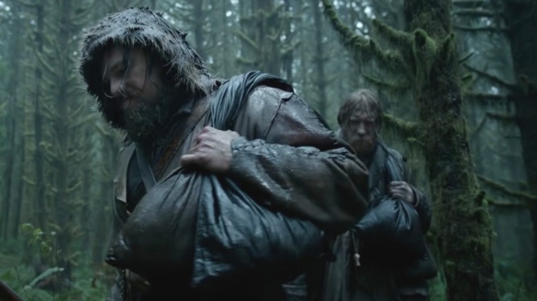 Hugh Glass and Captain Andrew Henry in The Revenant