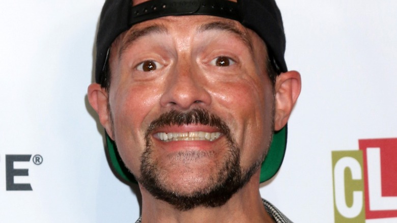 Kevin Smith making a face