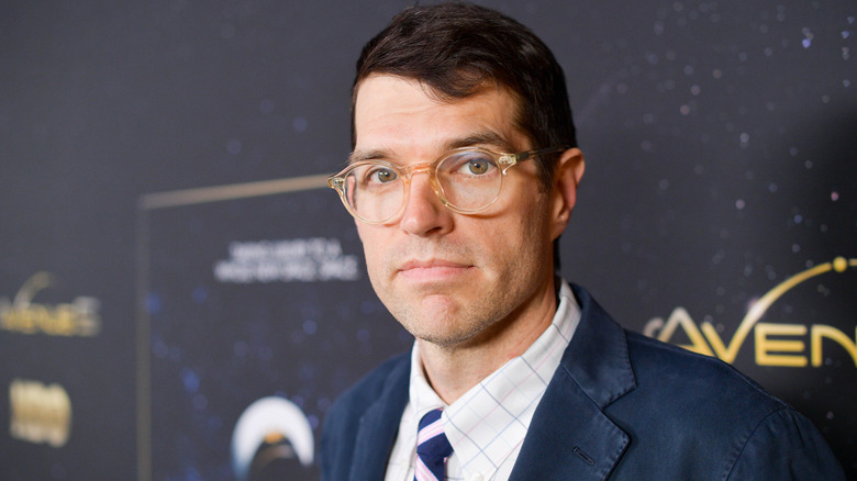 Timothy Simons wearing glasses