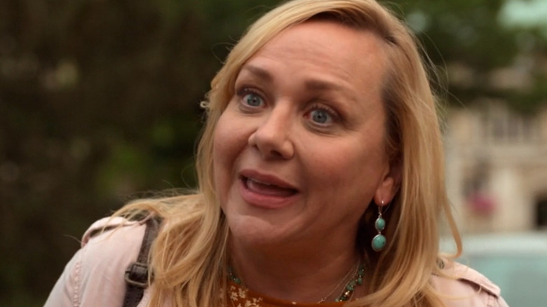 Nicole Sullivan as Carol