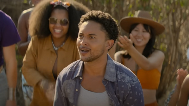 Tahj Mowry gaping in surprise