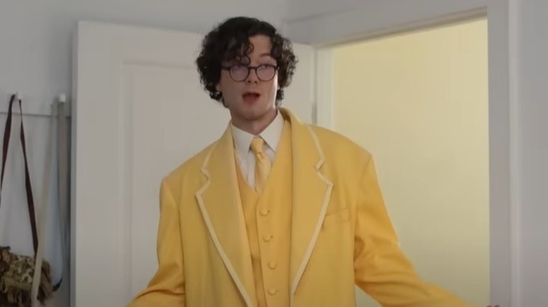 Martin in yellow suit