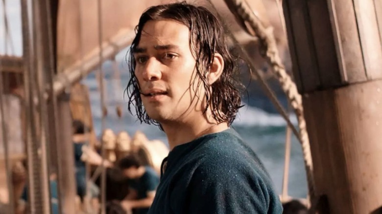 Isildur standing on a ship