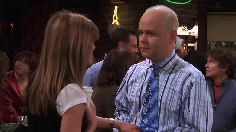 Gunther looking at Rachel