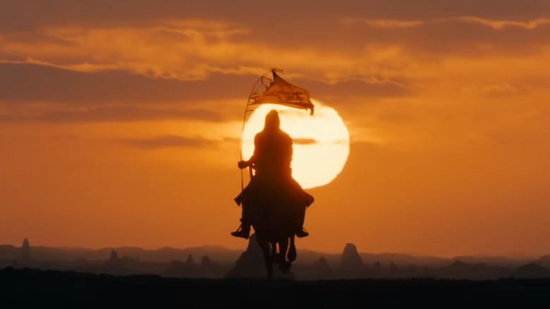 A silhouette of a rider in Rhûn in "The Rings of Power"