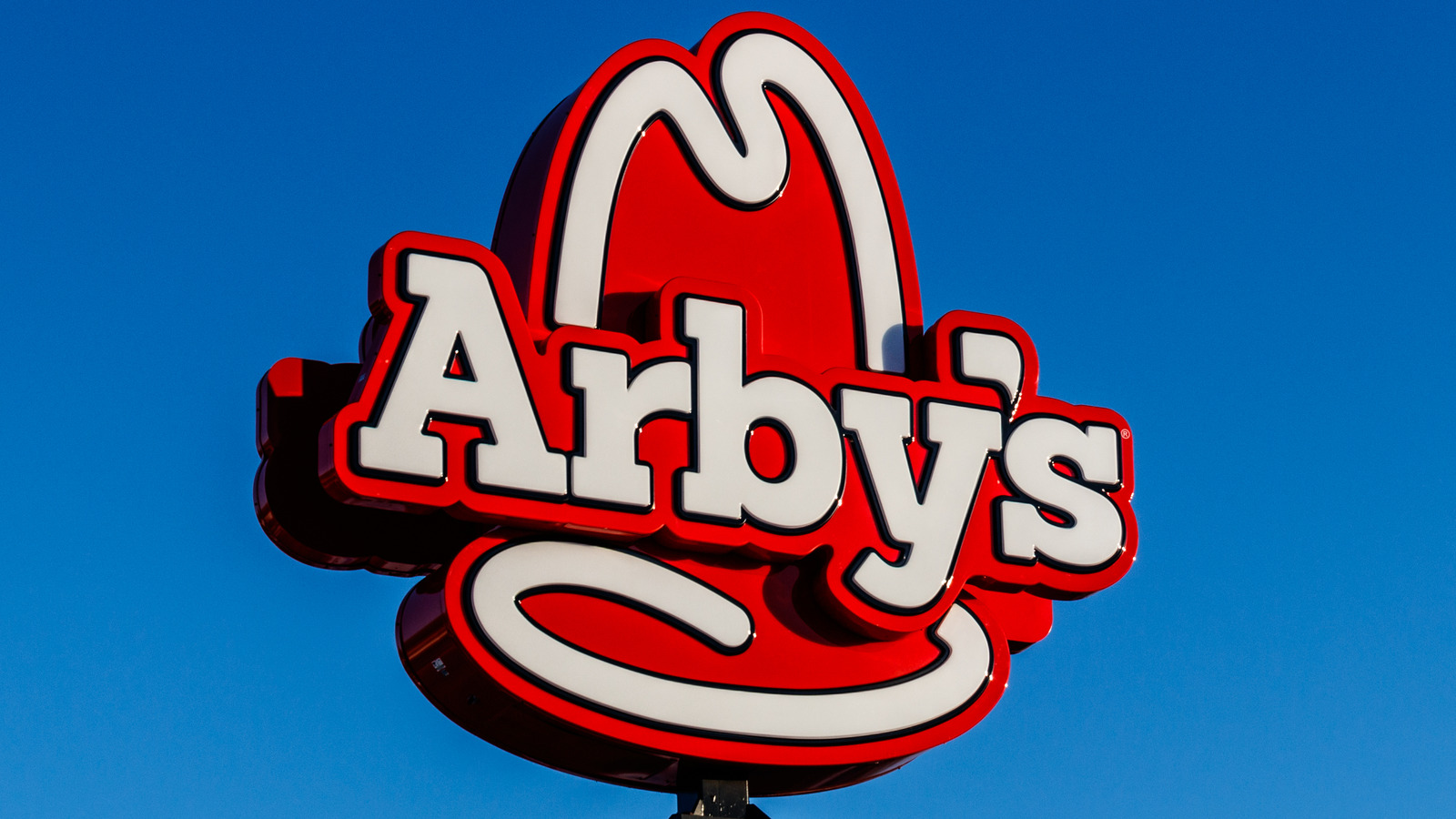 Who Is The Narrator For The Arby's Commercials?