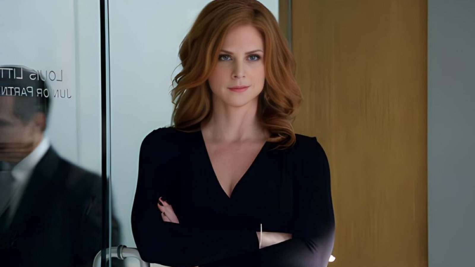 Who Plays Donna Paulsen In Suits?