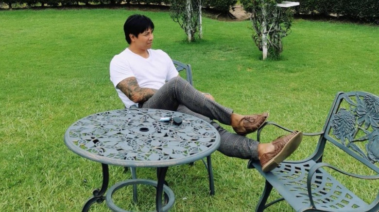 Peter Phan relaxing outside