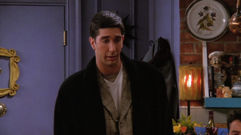 Ross standing in Monica's apartment