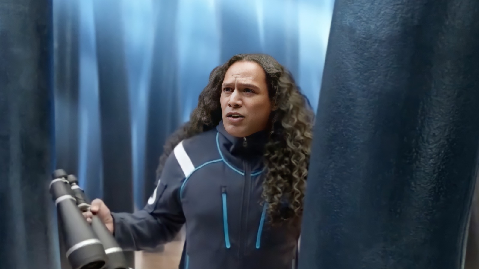Who Plays Tiny Troy In The New Head & Shoulders Commercial?