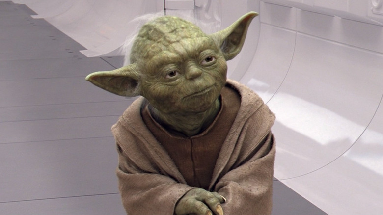 Yoda standing on Tantive IV