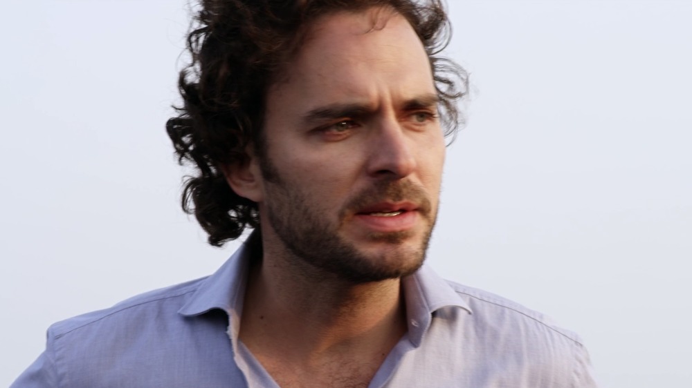 Manolo Cardona as Teo Braga