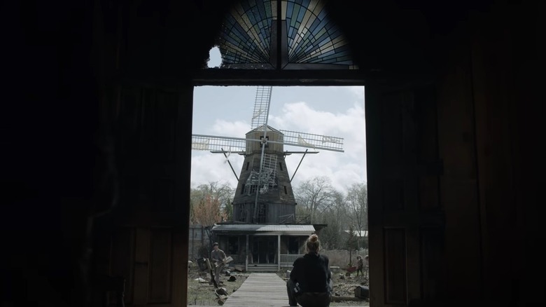 Alexandria windmill in The Walking Dead