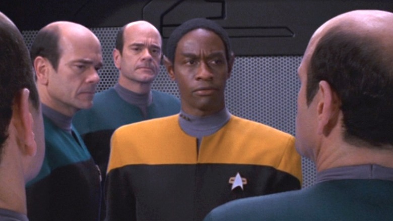 Several versions of Robert Picardo and one of Tim Russ