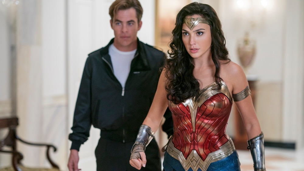 Chris Pine as Steve Trevor and Gal Godot as Wonder Woman in Wonder Woman 1984