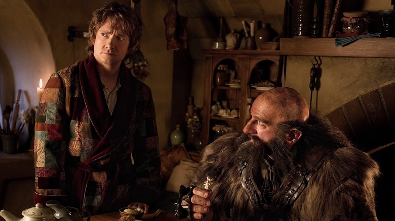 Dwalin glaring at Bilbo