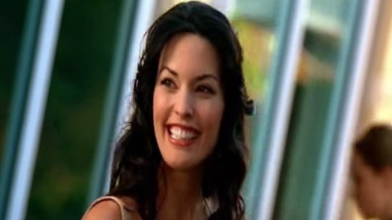 Alana De La Garza smiling