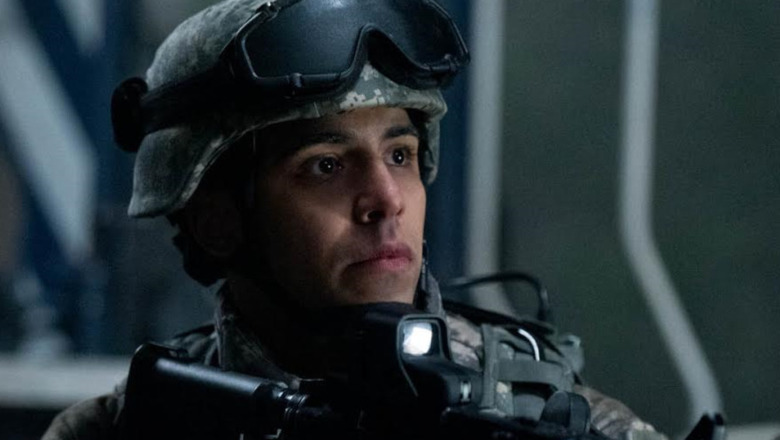 Victor Rasuk Tre Morales helmet machine gun