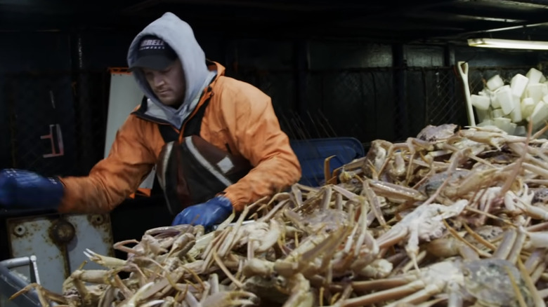 Crewmate piling crabs