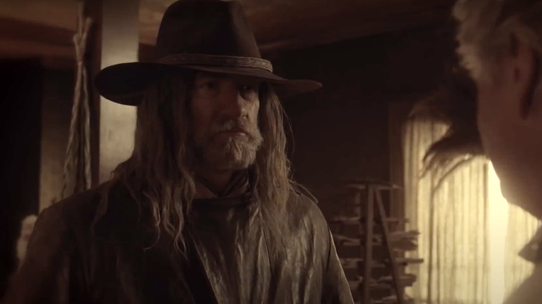 Graham McTavish wearing cowboy hat