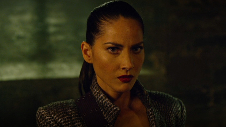 Olivia Munn's Psylocke listens to Apocalypse