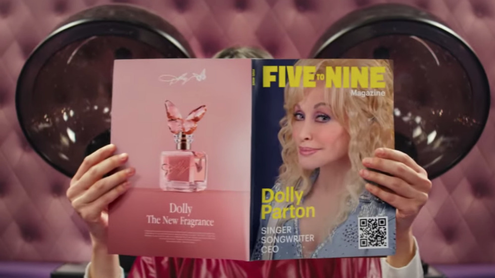 Dolly Parton in 5 to 9 Squarespace Super Bowl commercial