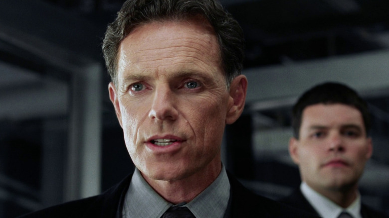 Bruce Greenwood Lawrence Robertson angry