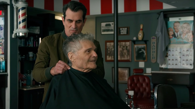 fred willard as frank dunphy in modern family