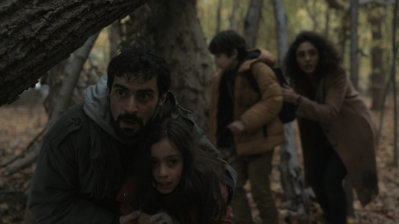 Firas Nassar, Tara Moayedi, Azhy Robertson and Golshifteh Farahani in Invasion