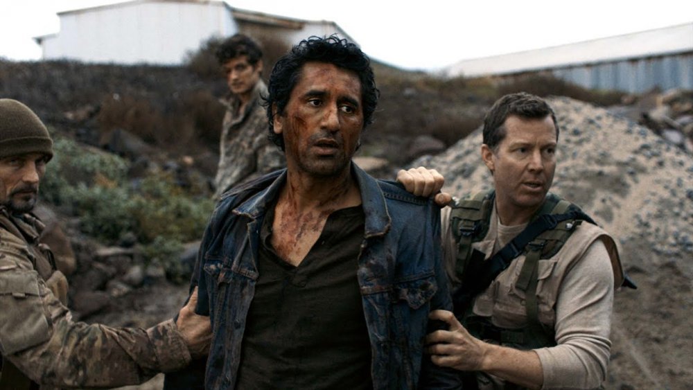 Cliff Curtis as Travis Manawa in Fear the Walking Dead