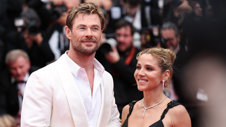 Chris Hemsworth Elsa Pataky smiling