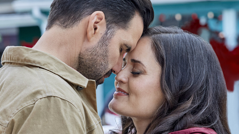 Jack and Olivia touching noses