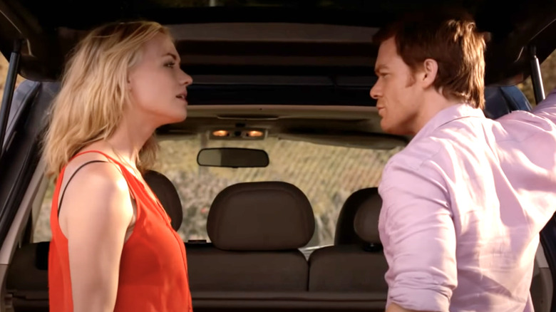 Hannah McKay Dexter Morgan talking by car