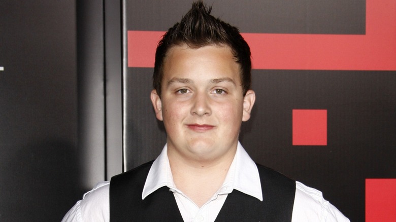 Noah Munck posing