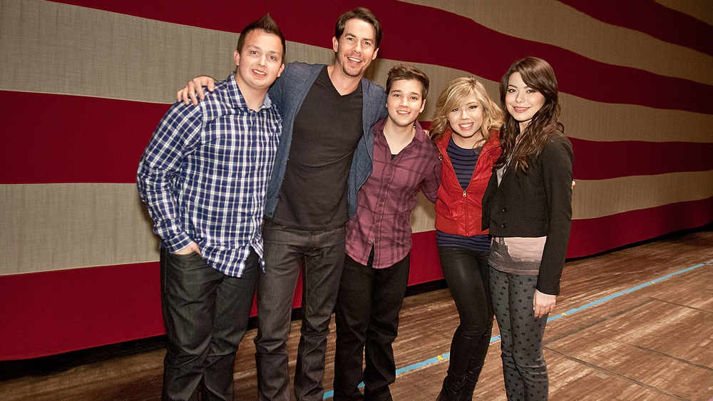 iCarly cast at Naval Submarine Base New London