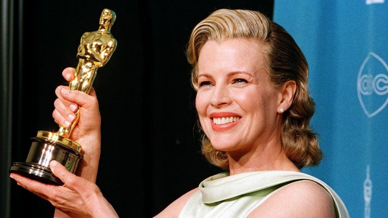 Kim Basinger winning Oscar