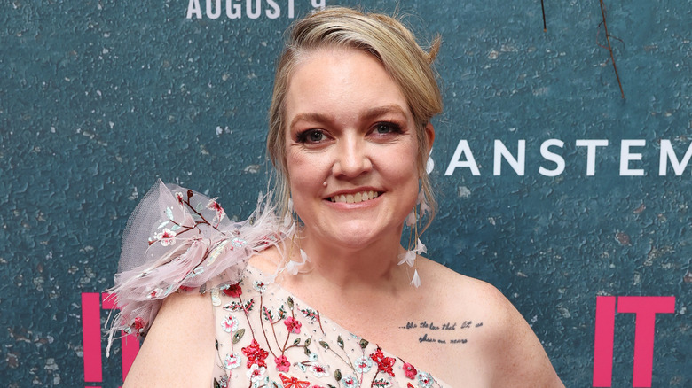 Colleen Hoover grinning