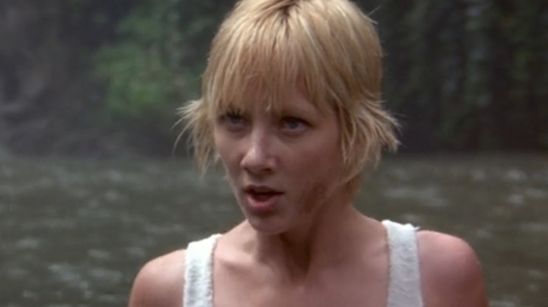 Heche in lake