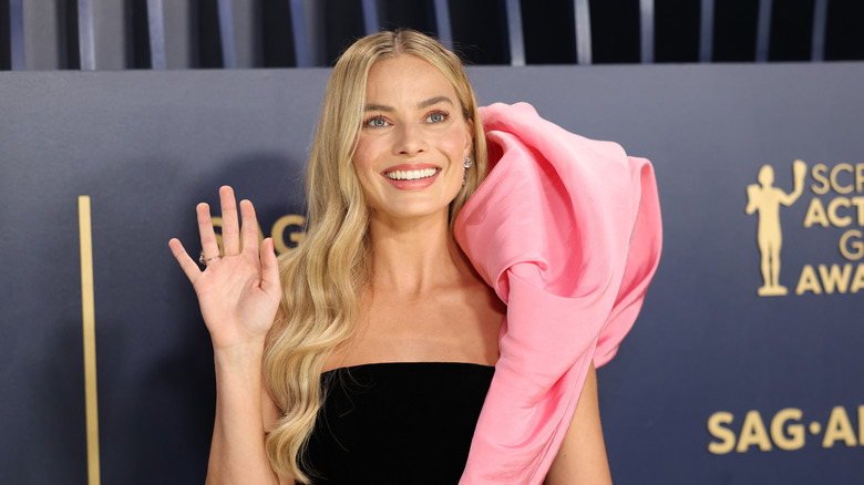 Why Margot Robbie Insisted On Full-Frontal Nudity In The Wolf Of Wall Street