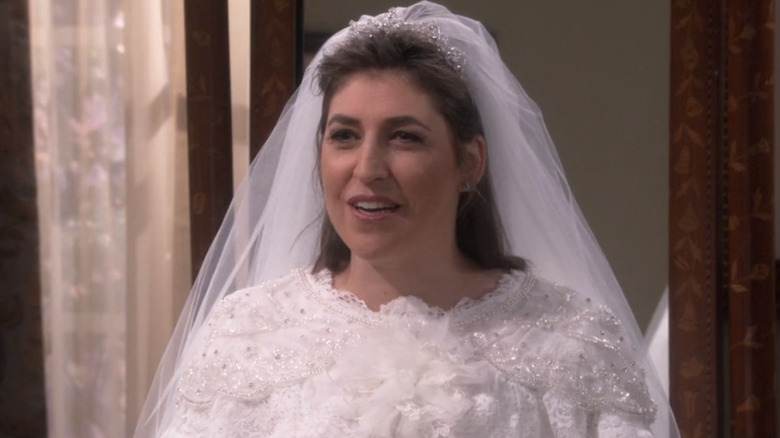 Amy looking concerned in wedding dress