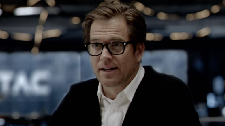 Michael Weatherly as Jason Bull speaking to his team