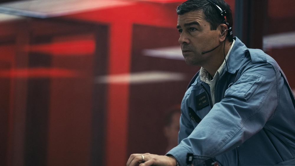 Kyle Chandler in headset