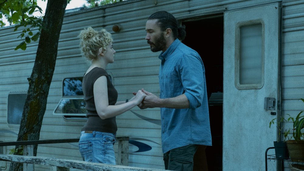 Julia Garner as Ruth Langmore and Tom Pelphrey as Ben Davis on Ozark