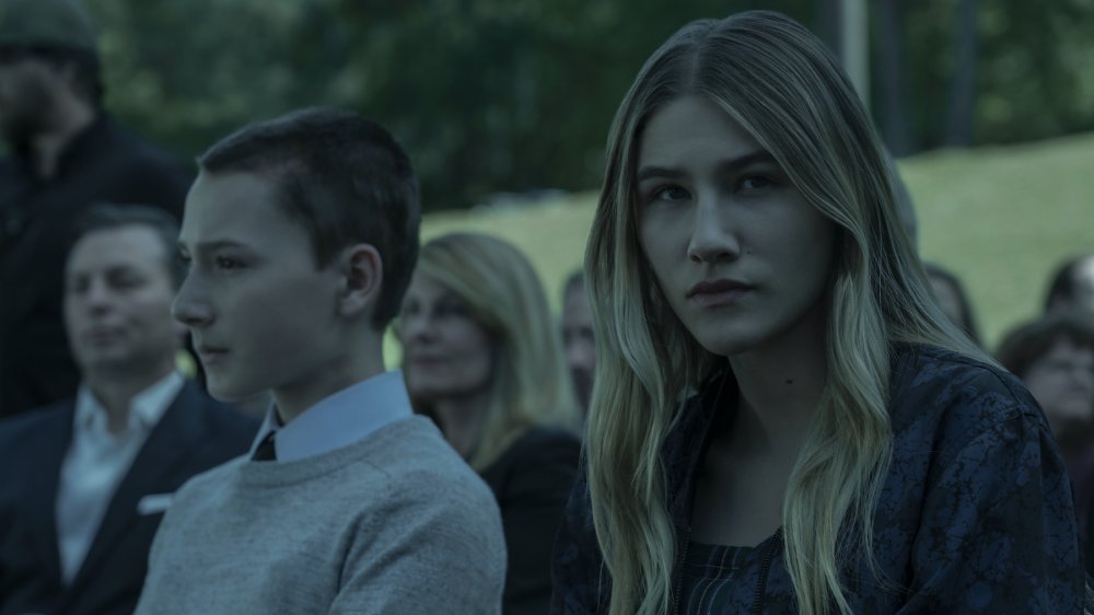 Skylar Gaertner as Jonah Byrde and Sofia Hublitz as Charlotte Byrde on Ozark