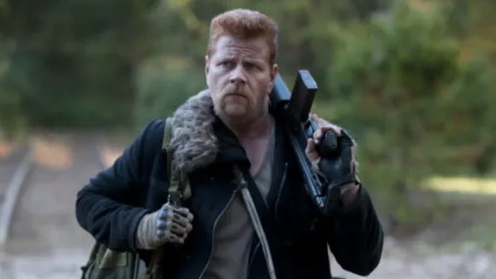 Cudlitz carrying a heavy load