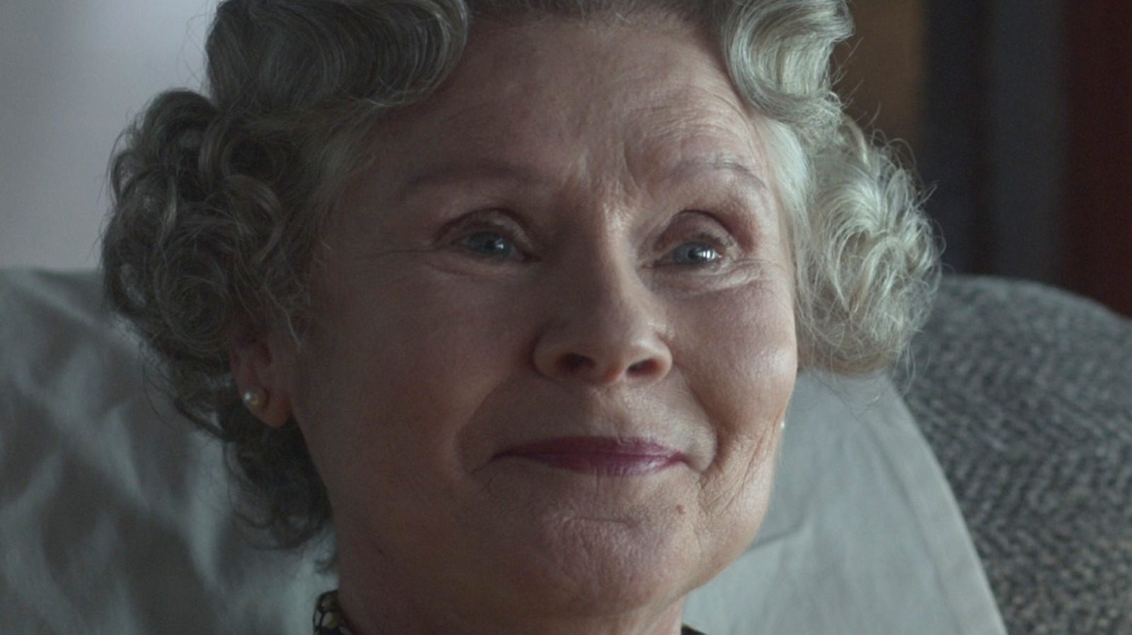 Why Queen Elizabeth II From The Crown Season 5 Looks So Familiar