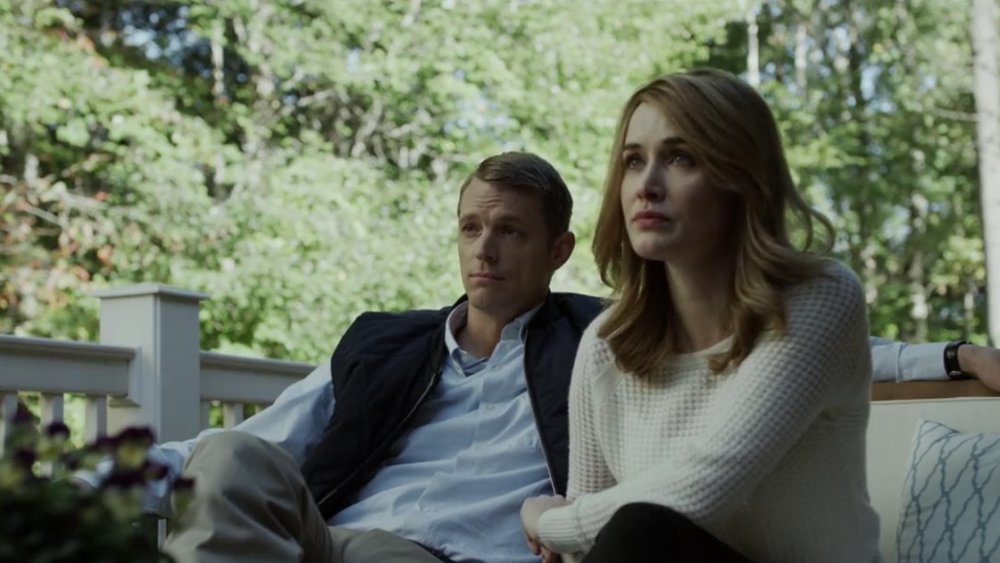Dominique McElligott and Joel Kinnaman on House of Cards