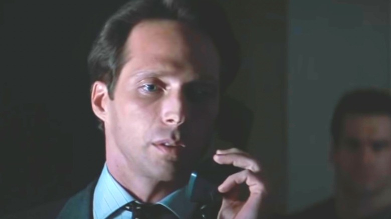 William Fichtner talking on the phone in "Heat"